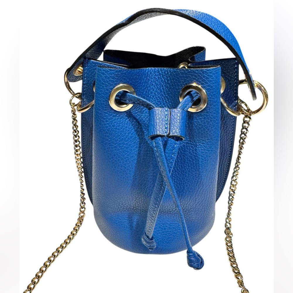 Diva's Bag Italian Leather Bucket Bag Crossbody/Hand Bag Blue.